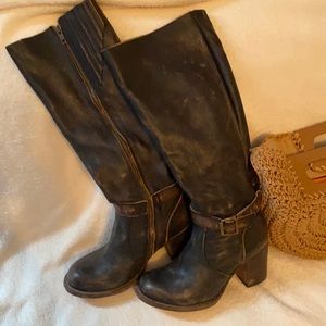 Holland Freebird boots 😍